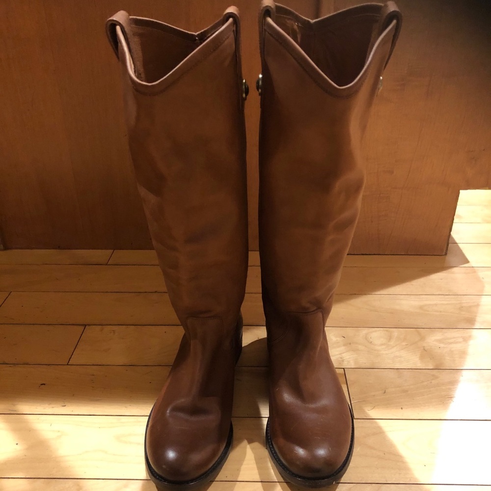 Frye Mellisa button boots